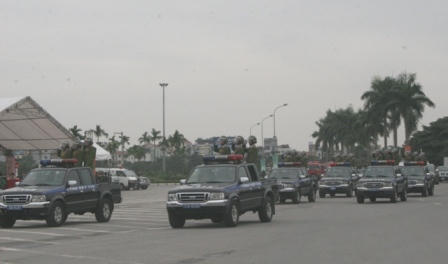 Công an Hà Nội chống bạo loạn, khủng bố và giải cứu con tin